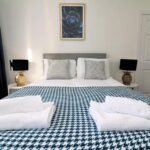 Book Renfrew Serviced Apartments for Corporate Short Lets today! This 3-bedroom Family Accommodation is near Glasgow Airport & Paisley centre | Urban Stay