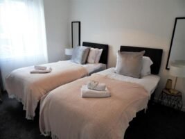 Book Cheap Serviced Accommodation in Paisley. Our Furnished West Glasgow Apartments are Near Glasgow Airport and Transport Links. Enquire now Urban Stay