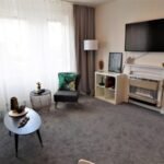 Book Cheap Serviced Accommodation in Paisley. Our Furnished West Glasgow Apartments are Near Glasgow Airport and Transport Links. Enquire now Urban Stay