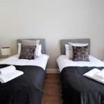 Book our South Glasgow Accommodation near Queen Elizabeth University Hospital today for Short Lets or Corporate Relocations! Enquire now! Urban Stay