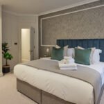 Luxury Mayfair Serviced Accommodations Darley House Immaculate interiors,high-end amenities,and prime location and Wi-Fi included as standard. Book Now With Urban Stay