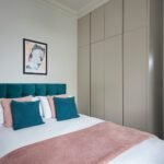 Earls Court a Corporate Apartments in Kensington is a traditional Victorian building.Ideal for business or leisure, with fully-fitted kitchen. Book Now +44 (0) 208 691 3920