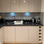 Stay at Pembroke Road Apartments in Ruislip for comfort and convenience. Enjoy spacious living, easy transport links, and local attractions! | Urban Stay