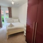 Stay at Pembroke Road Apartments in Ruislip for comfort and convenience. Enjoy spacious living, easy transport links, and local attractions! | Urban Stay