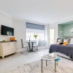 Experience luxury Chelsea apartments at Nell Gwynn House in Kensington. Perfect for business and leisure stays. Book Now ! | Urban Stay