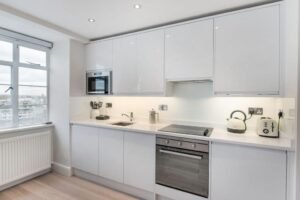 Experience luxury Chelsea apartments at Nell Gwynn House in Kensington. Perfect for business and leisure stays. Book Now ! | Urban Stay