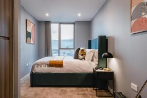 Luxurious William Way Serviced Apartments in Liverpool, perfect for business and leisure. Close to major attractions with stylish amenities. | Urban Stay