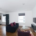 Discover luxury furnished rentals at Malt House in Edinburgh. Ideal for business and leisure, near key attractions and transport links. | Urban Stay