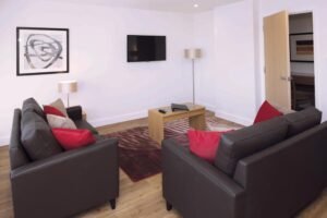 Discover luxury and convenience at our Apartments, ideal premium serviced residence in Reading. Perfect for business and leisure travellers. | Urban Stay
