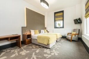 Discover Ainscow Serviced Apartments for premium extended stay accommodation. Ideal for business and leisure with modern amenities. | Urban Stay