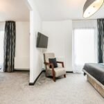 Discover Ainscow Serviced Apartments for premium extended stay accommodation. Ideal for business and leisure with modern amenities. | Urban Stay