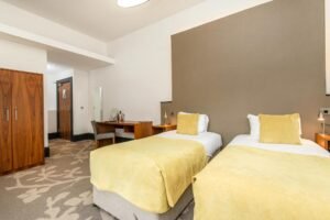 Discover Ainscow Serviced Apartments for premium extended stay accommodation. Ideal for business and leisure with modern amenities. | Urban Stay