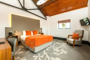 Discover Ainscow Serviced Apartments for premium extended stay accommodation. Ideal for business and leisure with modern amenities. | Urban Stay