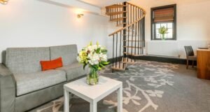 Discover Ainscow Serviced Apartments for premium extended stay accommodation. Ideal for business and leisure with modern amenities. | Urban Stay