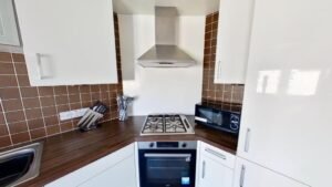 Bothwell Road, Premier Aberdeen Corporate Serviced Apartments with modern comforts, excellent transport links, and nearby attractions. | Urban Stay