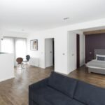 Discover luxury furnished rentals at Malt House in Edinburgh. Ideal for business and leisure, near key attractions and transport links. | Urban Stay