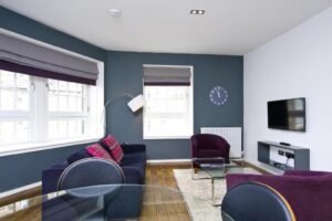 Discover luxury furnished rentals at Malt House in Edinburgh. Ideal for business and leisure, near key attractions and transport links. | Urban Stay