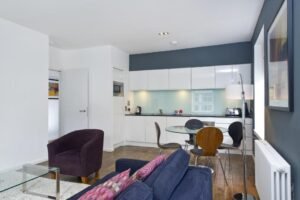 Discover luxury furnished rentals at Malt House in Edinburgh. Ideal for business and leisure, near key attractions and transport links. | Urban Stay