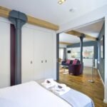 Discover luxury furnished rentals at Malt House in Edinburgh. Ideal for business and leisure, near key attractions and transport links. | Urban Stay