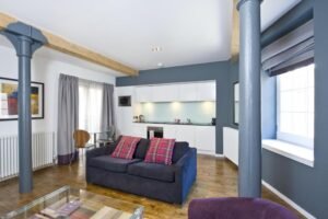 Discover luxury furnished rentals at Malt House in Edinburgh. Ideal for business and leisure, near key attractions and transport links. | Urban Stay