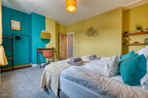 "Discover Seabird House Apartments in Portsmouth, offering premier corporate housing solutions and convenient access to local attractions." | Urban Stay