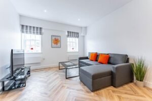 Discover Wellington House Apartments, ideal serviced apartments in Reading, UK, perfect for business and leisure with modern amenities. | Urban Stay