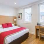 Discover luxury and convenience at our Apartments, ideal premium serviced residence in Reading. Perfect for business and leisure travellers. | Urban Stay
