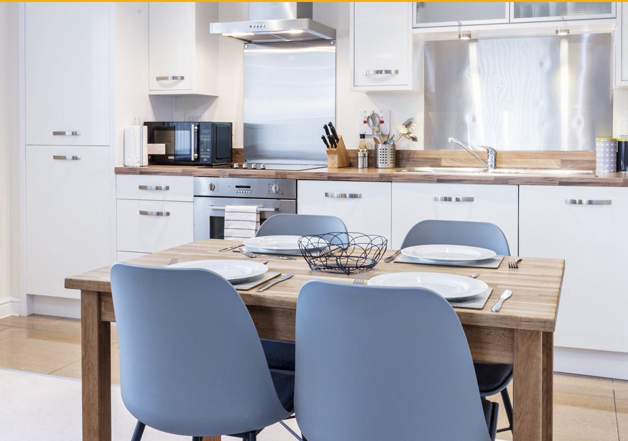 Farnborough Serviced Apartments available now! Book Corporate Short Let Accommodation in Hampshire: All Bills Incl - No Fees - Best Rates -Call: 02086913920