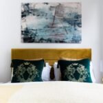 Book Oxford Street Accommodation London near Soho & Covent Garden. Ideal corporate lets with easy access to transport, dining & attractions.