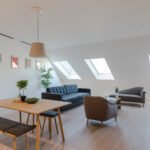 Experience Hollen Street serviced accommodation in Soho, London. Enjoy comfort, luxury, and easy access to iconic attractions! | Urban Stay