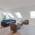 Experience Hollen Street serviced accommodation in Soho, London. Enjoy comfort, luxury, and easy access to iconic attractions! | Urban Stay