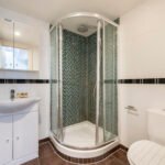 Discover luxury apartments in Fitzrovia at Hanson Street. Enjoy comfort, style, and easy access to London’s top attractions! | Urban Stay