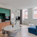 Experience an elevated living experience in Soho. Modern apartments, prime location, and easy access to business hubs and attractions. | Urban Stay