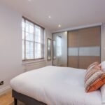 Stay at Warren Street for modern apartments in Fitzrovia, offering comfort, convenience, and easy access to business and tourist hubs. | Urban Stay
