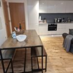 Book the best Serviced Apartment at London Bridge for families and groups. This large corporate accommodation is suitable for up to 7 guests! Urban Stay