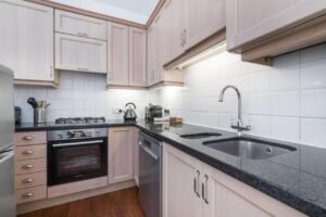 Stay in the heart of Fitzrovia at our Central London serviced apartments near Regent’s Park and Oxford Street.Ideal for business & relocation