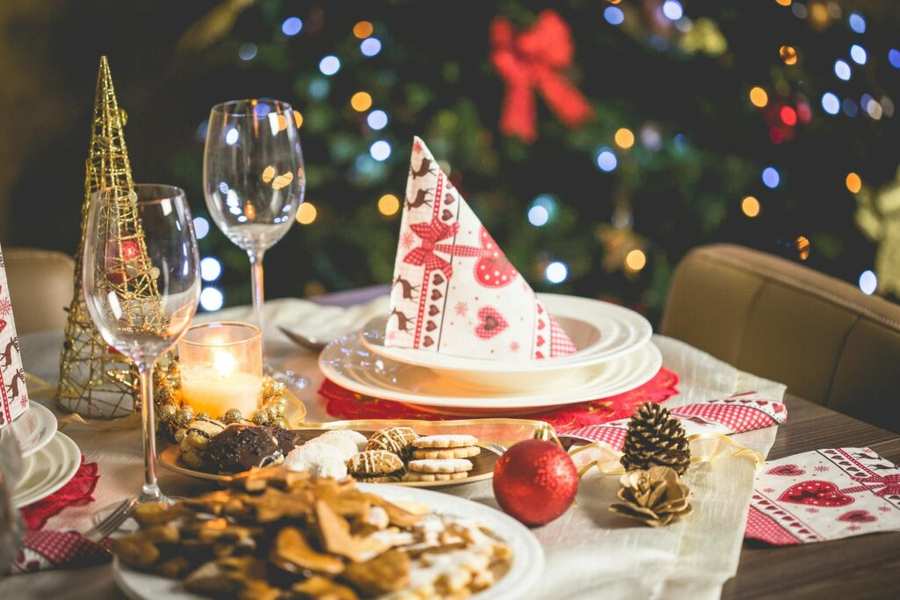 Holiday Business Trip to London - Private Chef Hire Christmas Dinner in Serviced Apartments