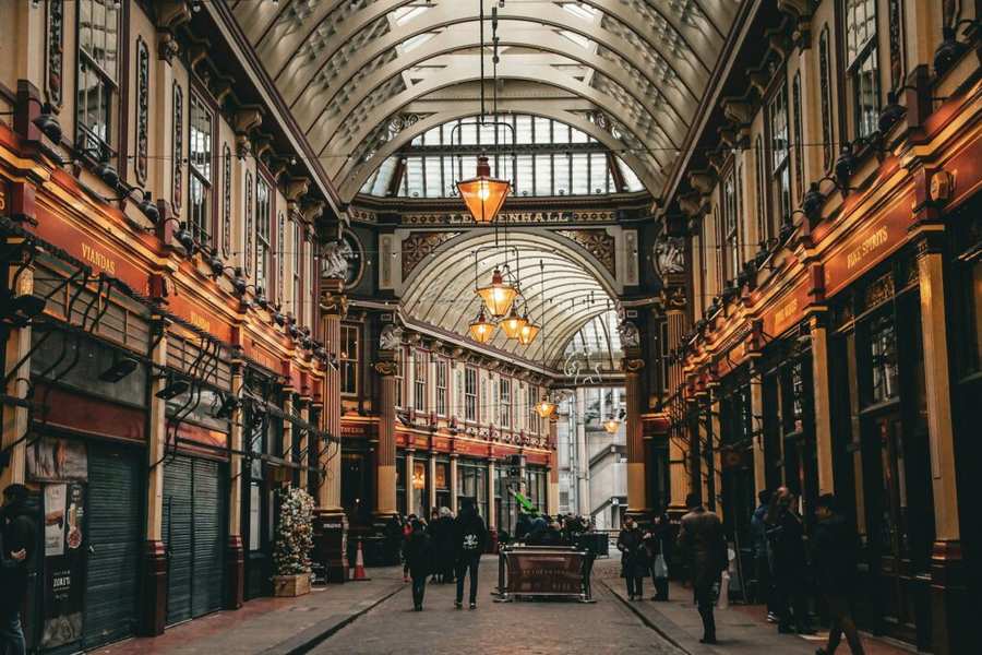 Why Serviced Apartments Are the Perfect Choice for Your Holiday Business Trip to London - Leadenhall Market