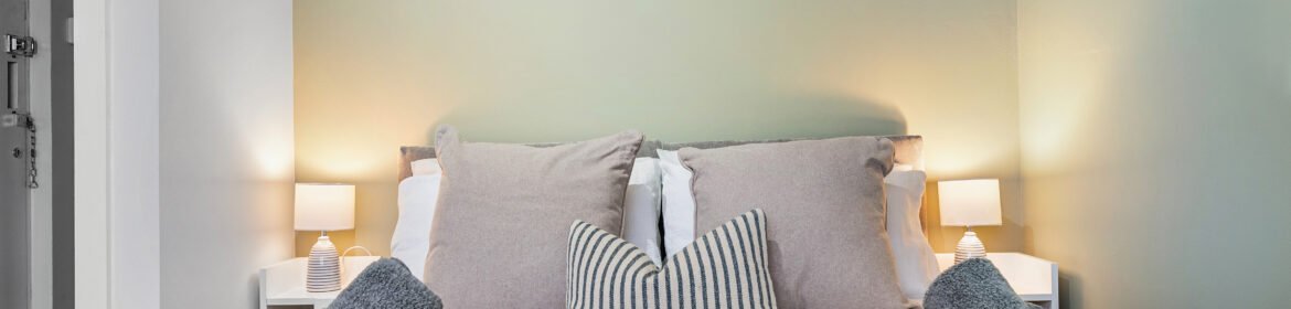 Short Let Apartments Portsmouth For Leisure Stays | Urban Stay Comfortable Short Let Apartments Portsmouth with Wi-Fi, parking, and central Southsea location, ideal for business or leisure stays. Book Now