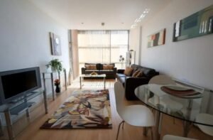 Business Travel Guide to Manchester - Book The Best Short Let Serviced Accommodation in Manchester for Corporate Relocation