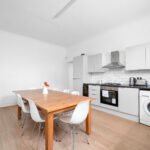Serviced apartment in Canary Wharf. Sleeps 8. Close to ExceL, O2, and DLR. Perfect for business, relocation, or city breaks.