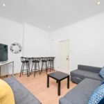 Stay in a premium Canary Wharf Serviced Apartment with river views, parking, and space for up to 8 guests. Don’t miss out – book now!