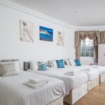 Serviced apartment in Canary Wharf. Sleeps 8. Close to ExCeL, O2, and DLR. Perfect for business, relocation, or city breaks.