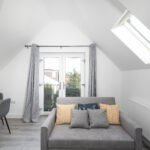 Serviced apartments in Enfield with Wi-Fi, kitchen, parking, and fast train links to London. Book your stay now.