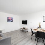 Book serviced accommodation in Enfield London with great transport links, modern amenities & access to parks, shops & cultural sights!
