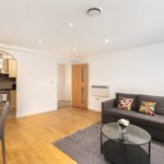Comer House Serviced Apartments in Barnet offer fully furnished Barnet short-term apartments with excellent transport links and amenities. | Urban Stay