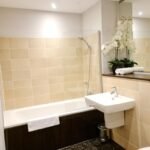 Short Stay Apartments Glasgow with stylish 1 & 2 bed options in the city centre. Ideal for any visit. Book your modern apartment today!