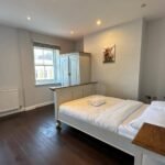 Stay in stylish serviced apartments in Hoxton, East London, ideal for families and business travellers with easy transport links.