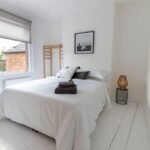 Discover Self-catering apartments in Exeter. Fully equipped with modern amenities, private garden. Ideal for business and leisure stays. | Urban Stay