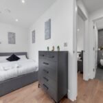 Spacious 3-bedroom serviced accommodation in Wandsworth, close to New Nine Elms Tube. Perfect for business or leisure stays in London.